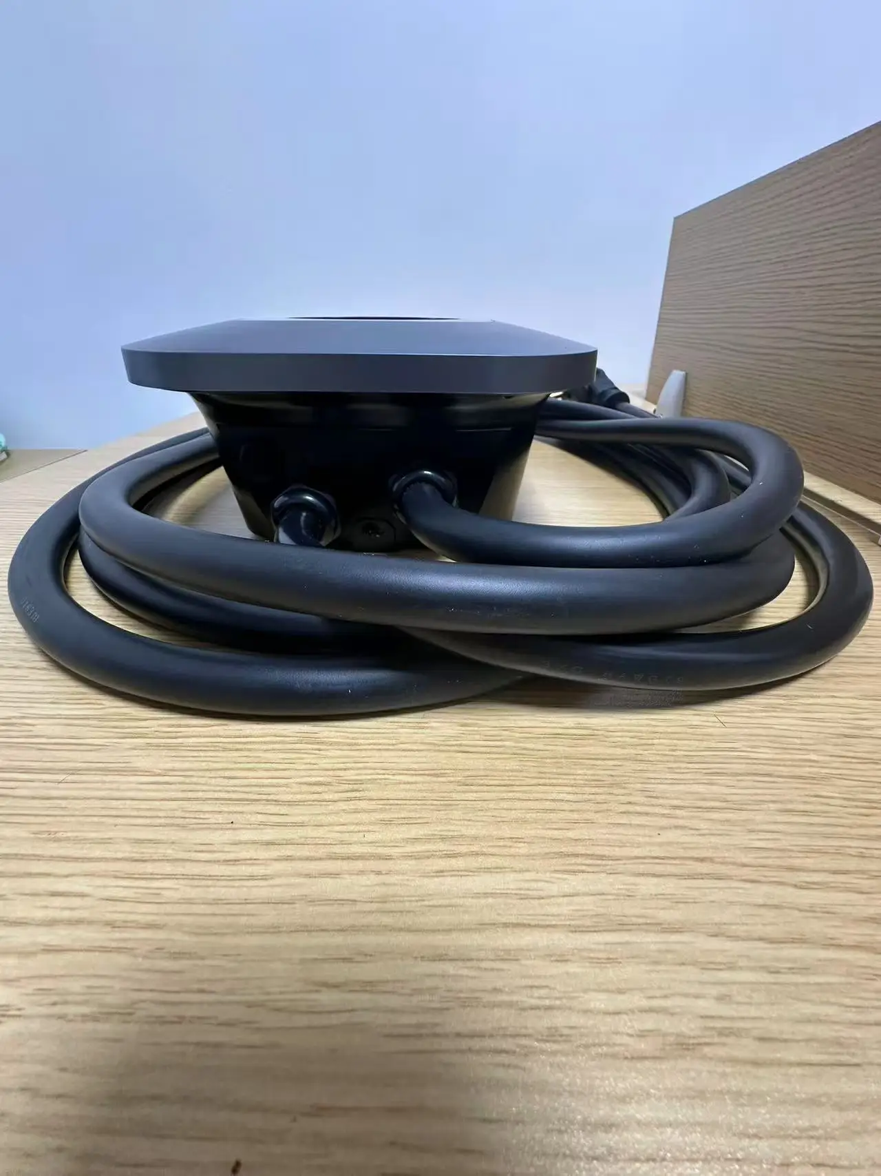 Estación de Carga para Vehícul - Wallbox Ev reseña y precio